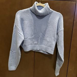 Like NEW! Hollister Sweater